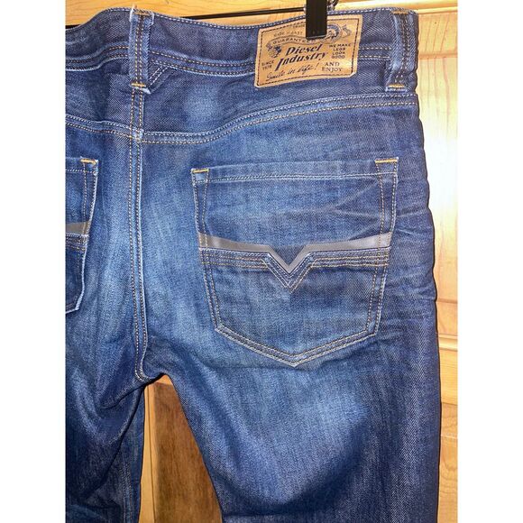 Diesel Larkee Jeans Dark Indigo Gunmetal Button Fly Size | 34/32 - Picture 6 of 7